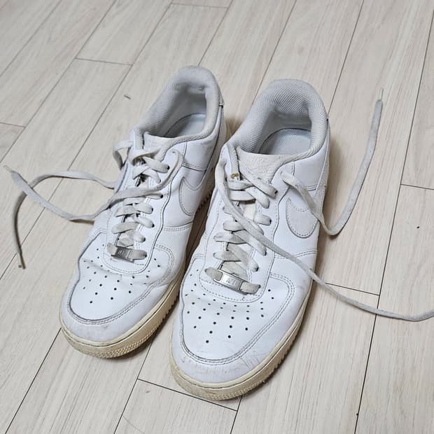 나이키 에어포스 1 '07 로우 화이트 280