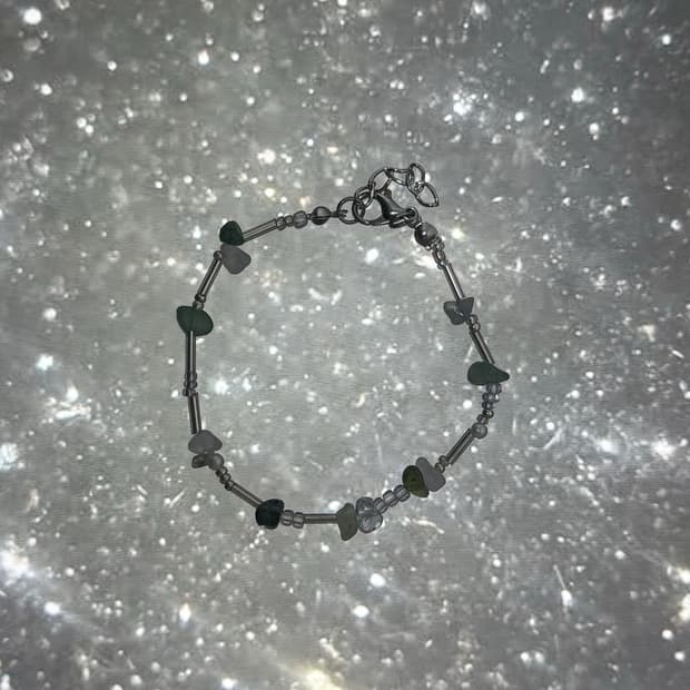 Moonlit Stones 빈티지 비즈 원석 팔찌
