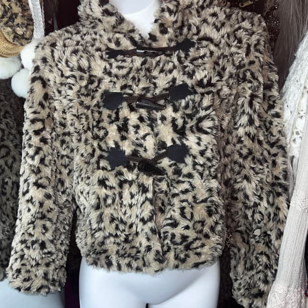 레오파드 퍼 후드 더플 코트자켓