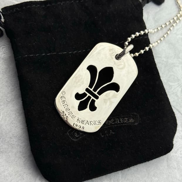 크롬하츠 플레어 도그택 네크리스 실버