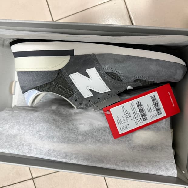 뉴발란스 990v1 그레이 275 새상품