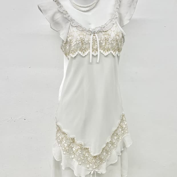 화이트페어리 레이스 프릴 슬립