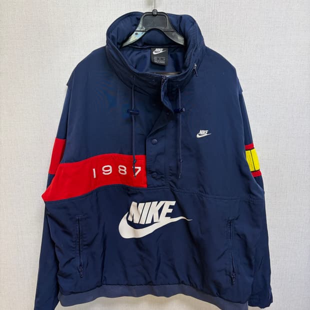 나이키 리이슈 우븐 아노락