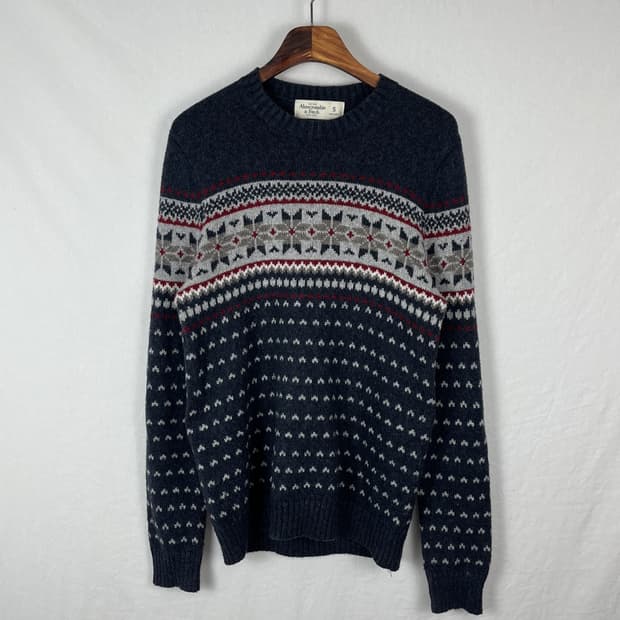 ABERCROMBIE & FITCH 노르딕 패턴 니트 