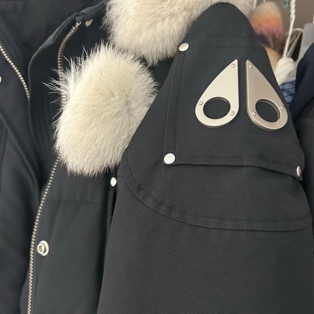 무스너클 롱패딩