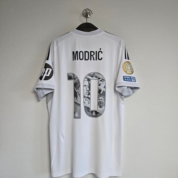25-26 레알마드리드 홈 유니폼 루카 모드리치 스페셜