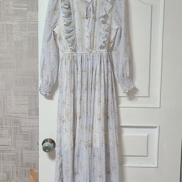 하늘색 플라워 플리츠 쉬폰원피스