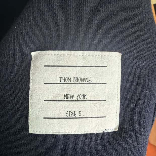 톰브라운 맨투맨 5사이즈