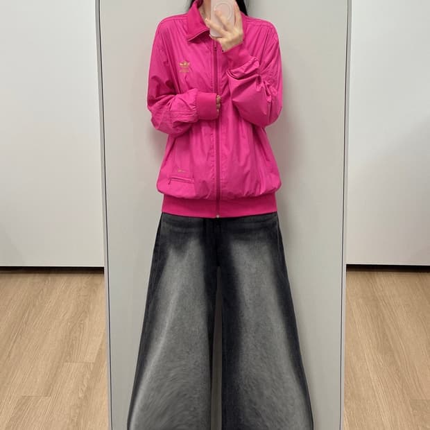 아디다스 자수로고 핫핑크 트랙탑 져지