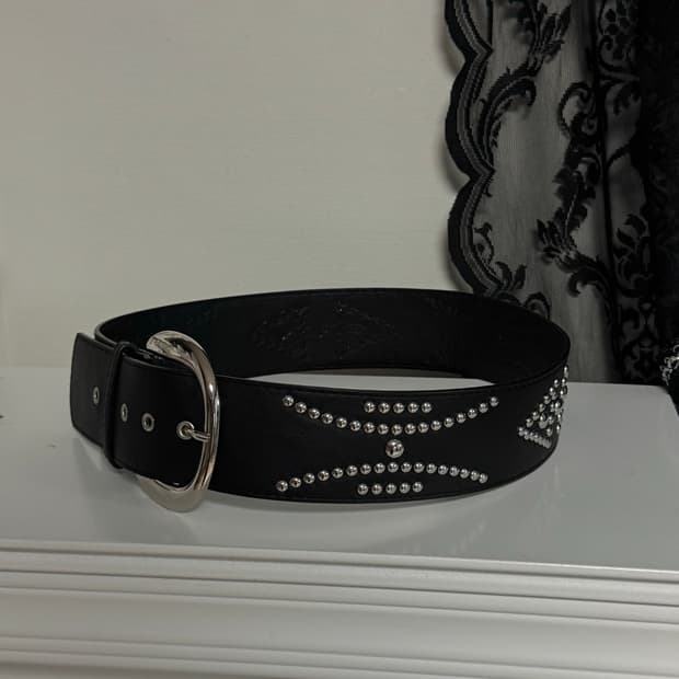 빅버클 스터드 캐피탈 벨트 