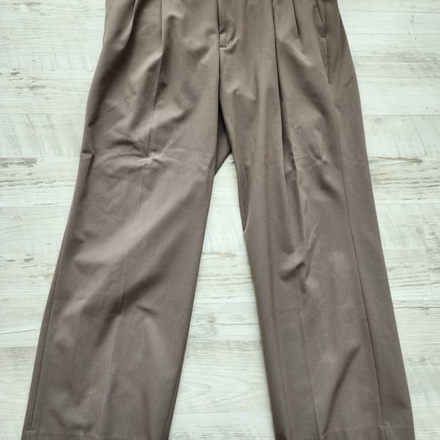 MUSINSA 무신사 스탠다드 와이드핏 슬랙스 팜. 34인치 정장 바지