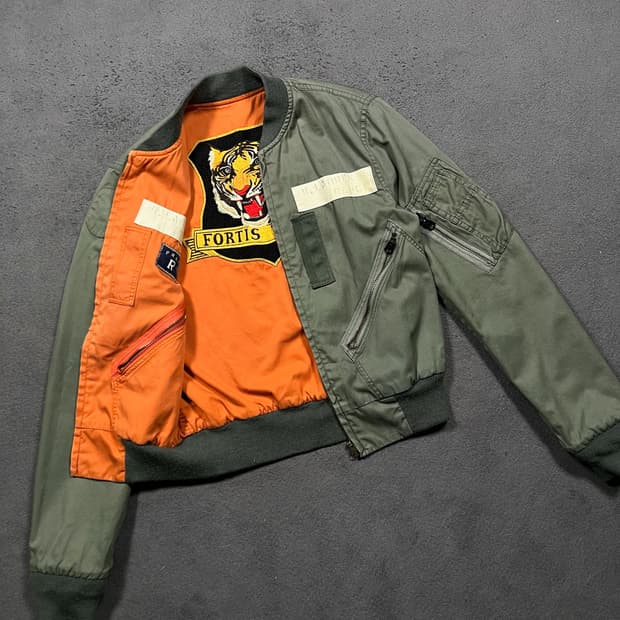 폴로 타이거 자수 리버시블 MA1 자켓