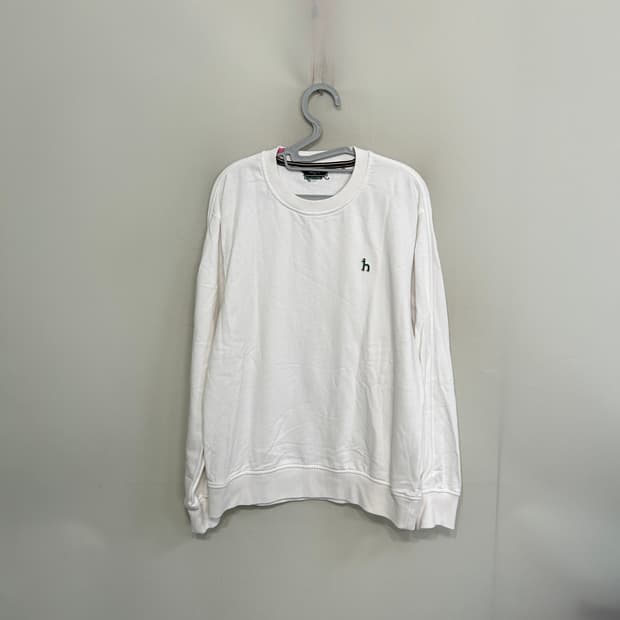 헤지스 2022 남성 맨투맨 100