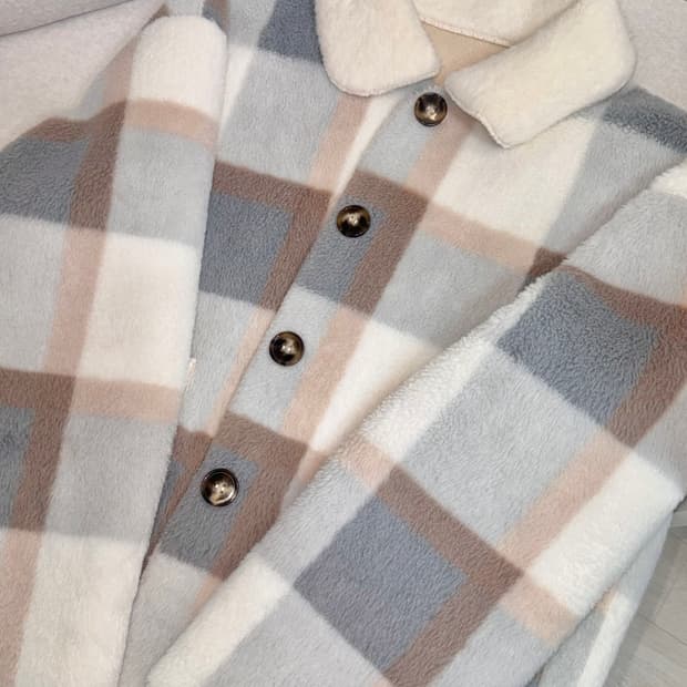 체크 무스탕 아우터