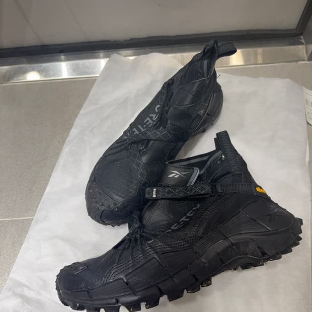 리복 직 키네티카2 엣지 고어텍스 블랙