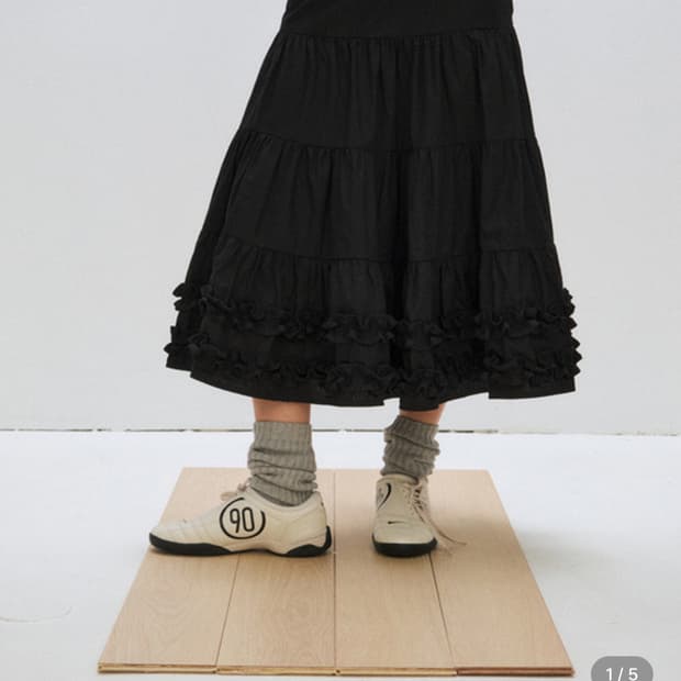 플리즈프로젝트 미들 프릴 스커트 블랙 