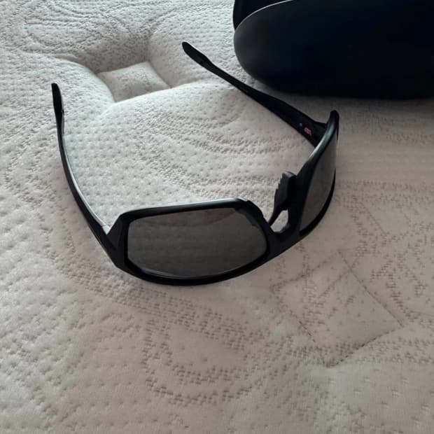 오클리 선글라스