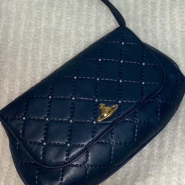 비비안웨스트우드 네이비 미니 크로스백 숄더백