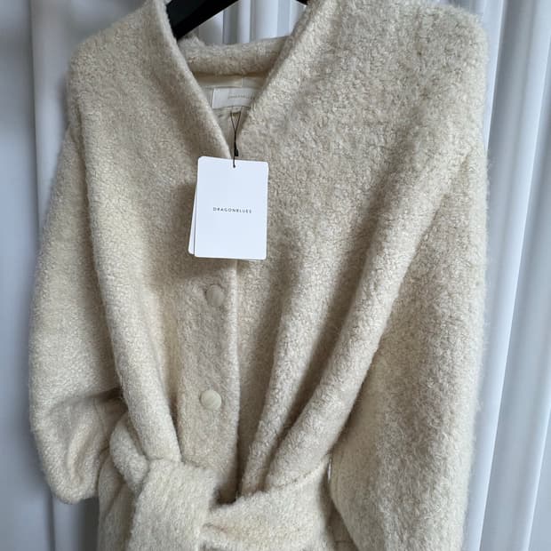 드래곤블루스 텍스처드 노카라 니트코트 - 오이스터크림S