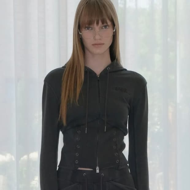 오디너리 홀리데이 PIGMENT CORSET ZIP-UP JUMPER