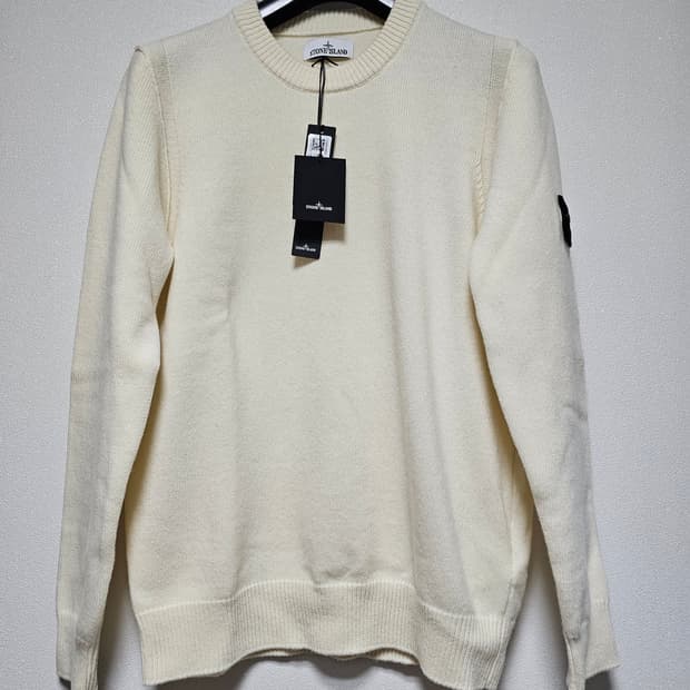 스톤아일랜드 램스울 크루넥 니트 (새 상품)
