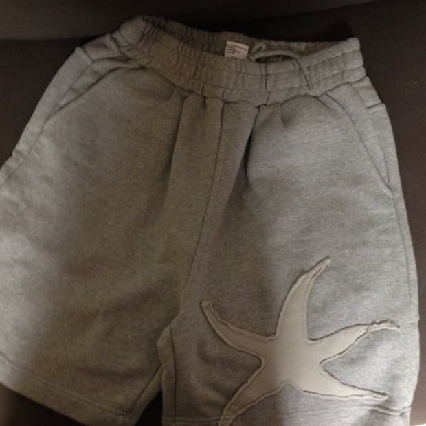 더콜디스트 모먼트 버뮤다 팬츠