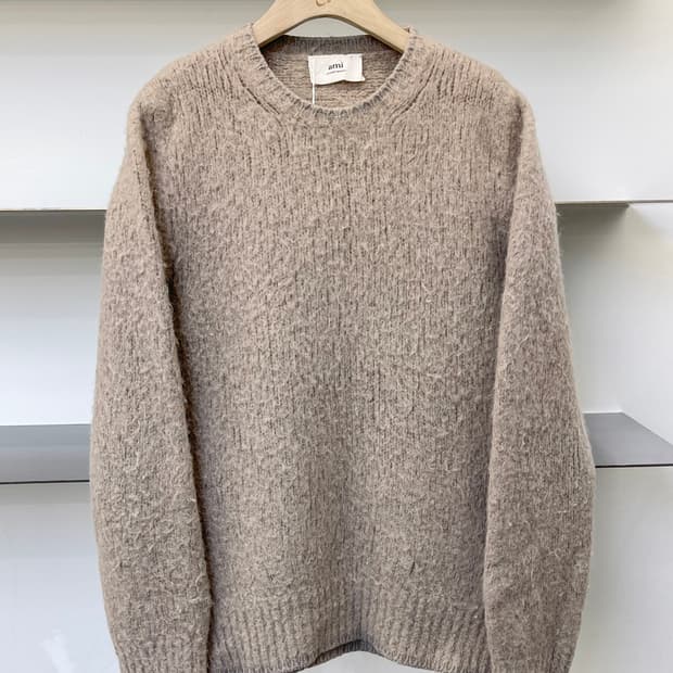 아미 22fw 브러쉬드 알파카 울 니트