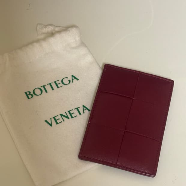 보테가베네타 카드 지갑 판매합니다! 