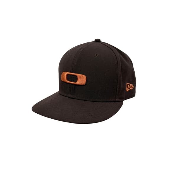 오클리 x 뉴에라 캡