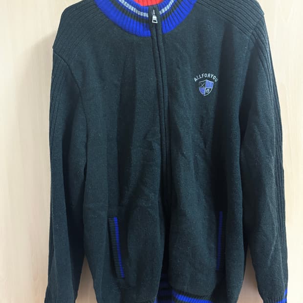 올포유 니트 집업 카키