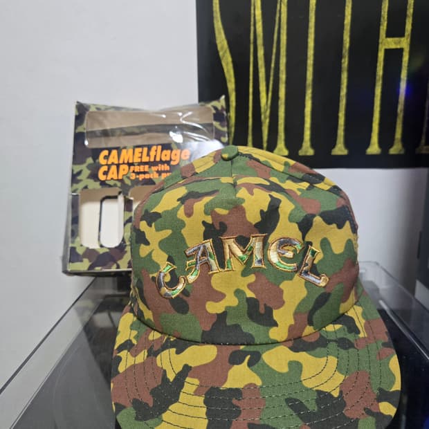 (Dead) 90‘s Vintage Camel Camo Cap
