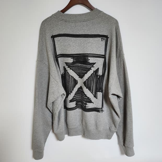 [L] 오프화이트 그레이 마커 애로우 맨투맨