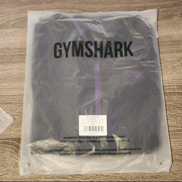 짐샤크 오닉스v5 퍼플 후드 m사이즈 판매합니다!