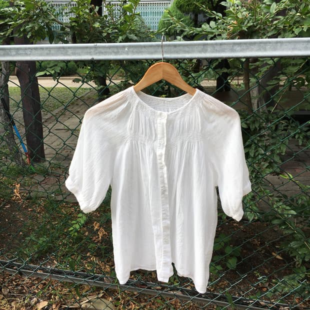 화이트 5부 블라우스 