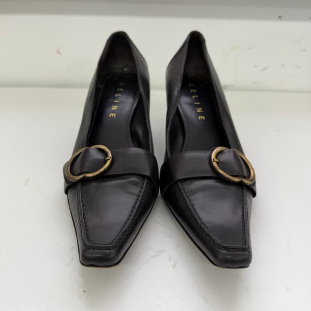 정품) 셀린느 블랙 레더 버클 로퍼 구두 37.5(245)
