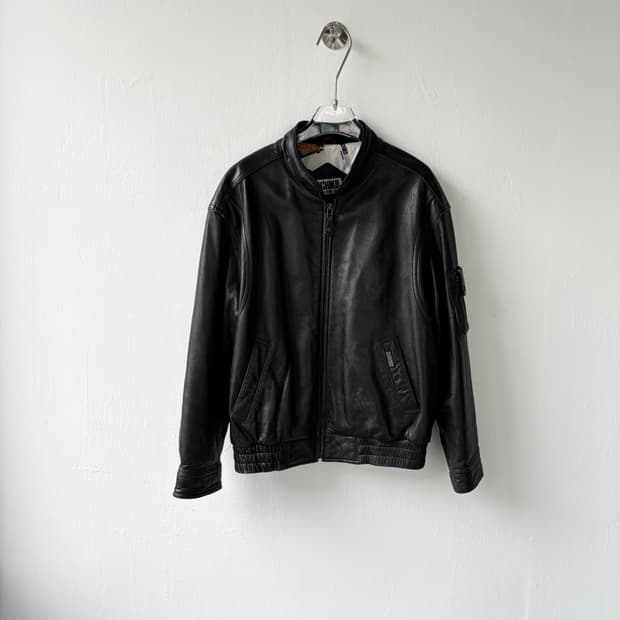 미치코 런던 레더 바이커 자켓