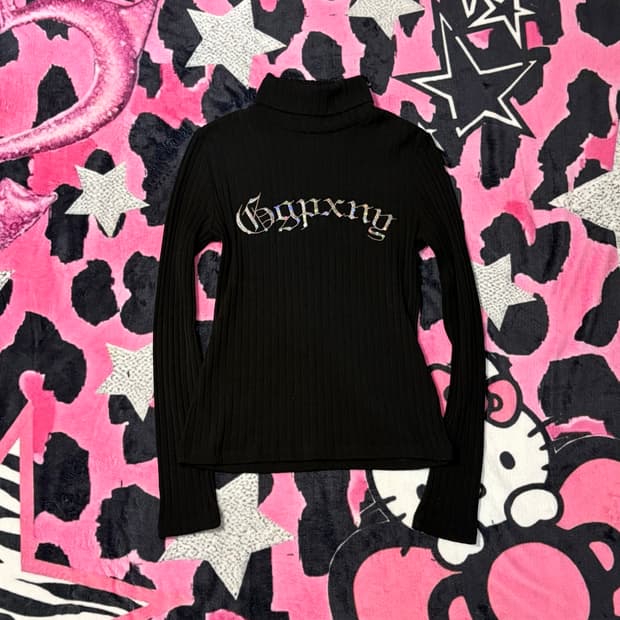 Y2K Glitter cubic back slit turtleneck