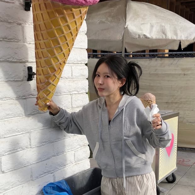 포에토 소프트 후드 집업 새상품 위아썸 리본빛 타낫 소프트서울 윤슬샵