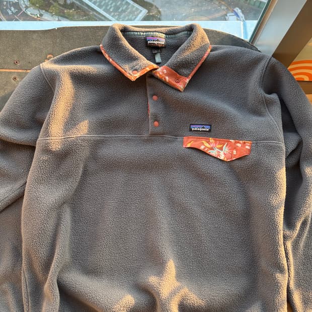 파타고니아 신칠라 스냅티 플리스 풀오버 m