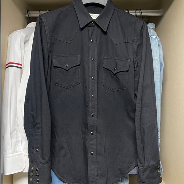 Saint Laurent 생로랑 웨스턴 데님 셔츠 (Denim Black