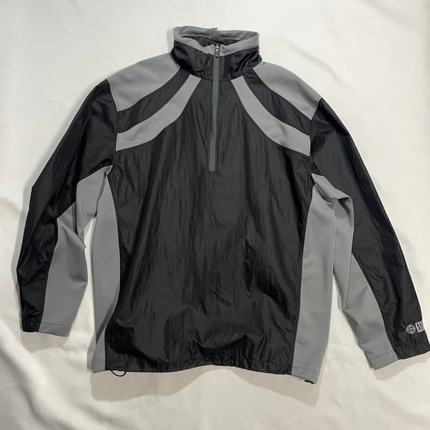  플라스틱프로덕트 23ss 나일론 하프집업