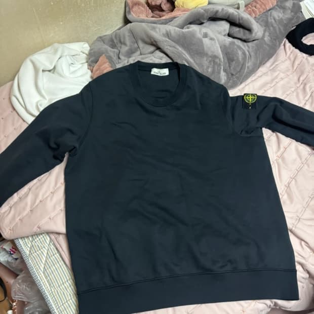 스톤아일랜드 맨투맨 xxl