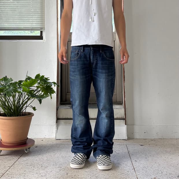 Levi’s 527 부츠컷 데님 팬츠