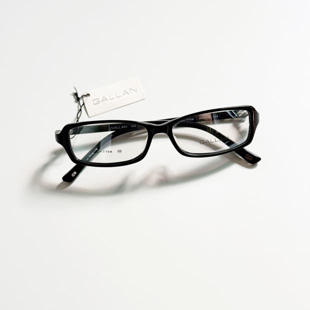 GALLAN 블랙 스퀘어 뿔테 프레임 빈티지 안경