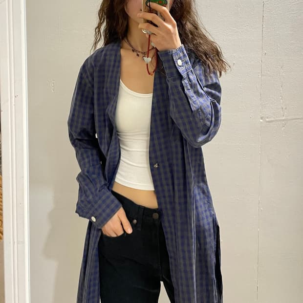 니들스 체크 카라리스 롱 셔츠