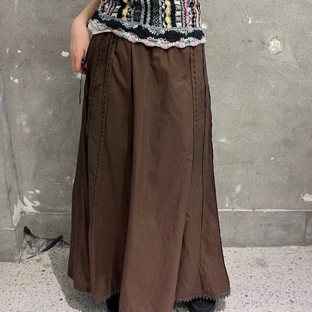 Issey Miyake 이세이미야케 하트 브라운 디테 일 롱스커트