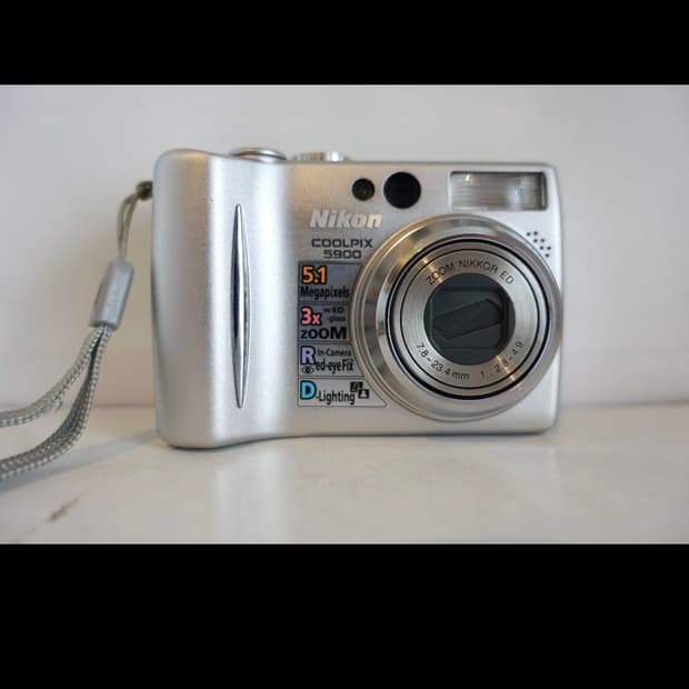 NIKON COOLPIX 5900 니콘 쿨픽스 빈티지 디지털카메라 디카