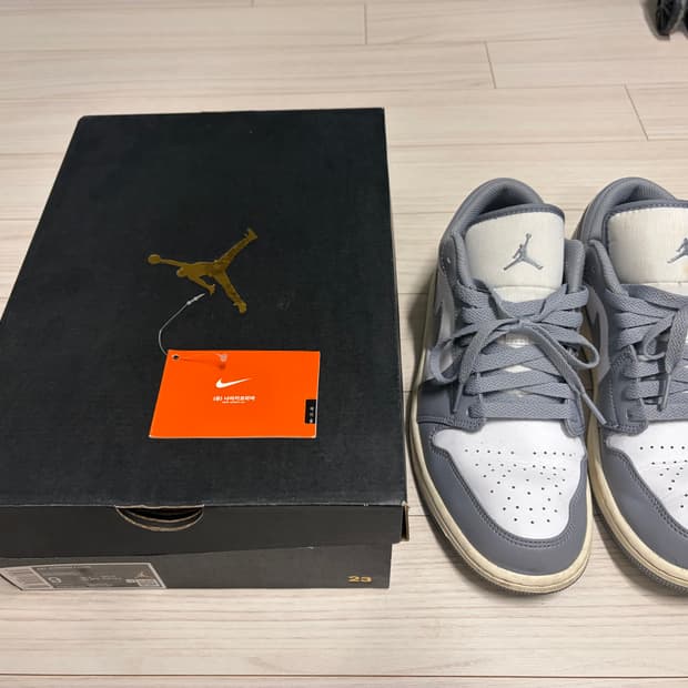 [270] 조던 1 로우 스텔스 앤 화이트 팜니다.