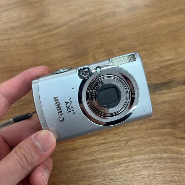 캐논 IXUS 950 IS(POWERSHOT SD850, IXY810)