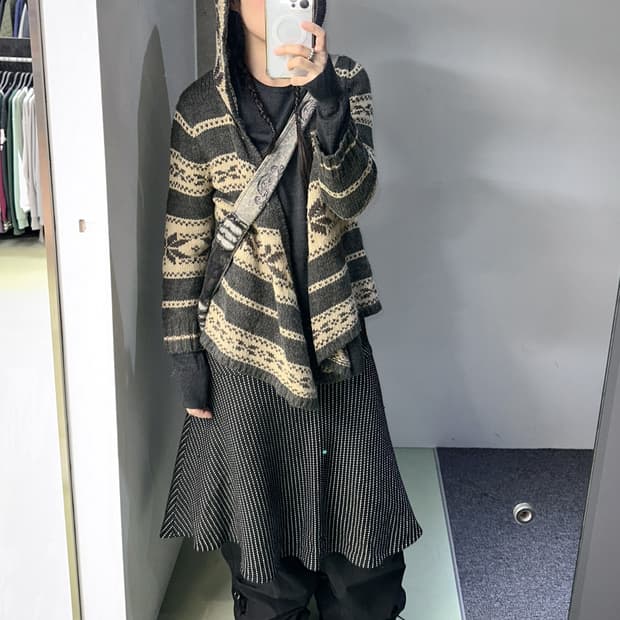 snowflake hood knit cardigan